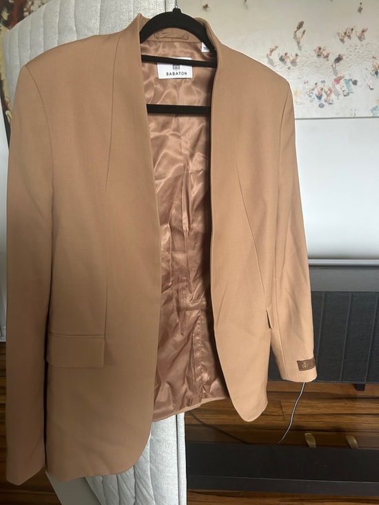 Babaton Jackets & Blazers - Babaton Tan/Camel Lightweight Blazer Jacket